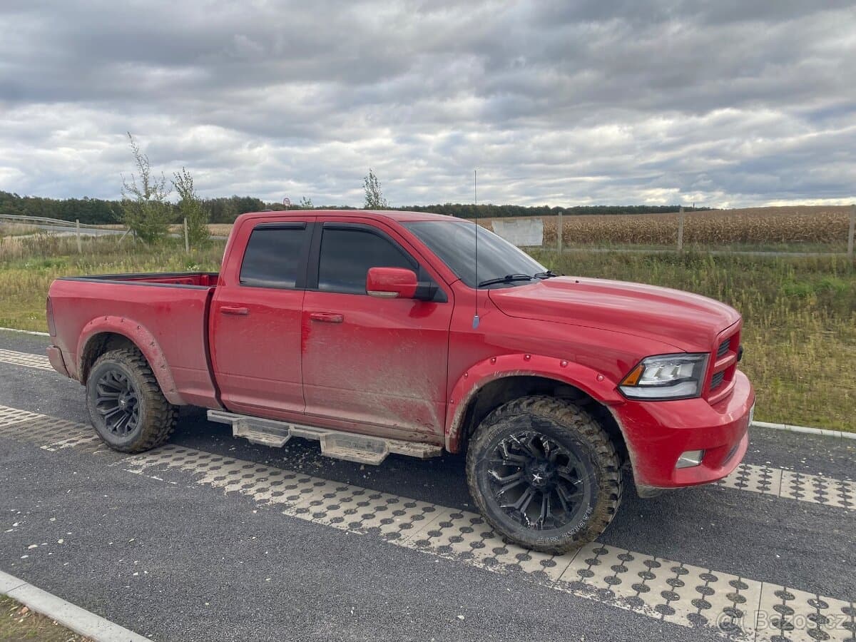 2011 Dodge RAM - 5