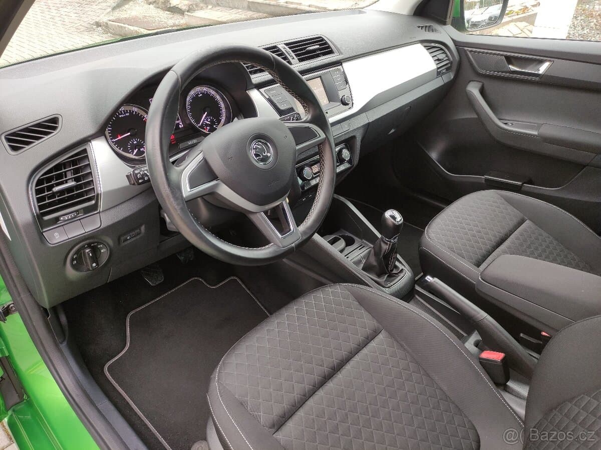2015 Škoda FABIA - 5