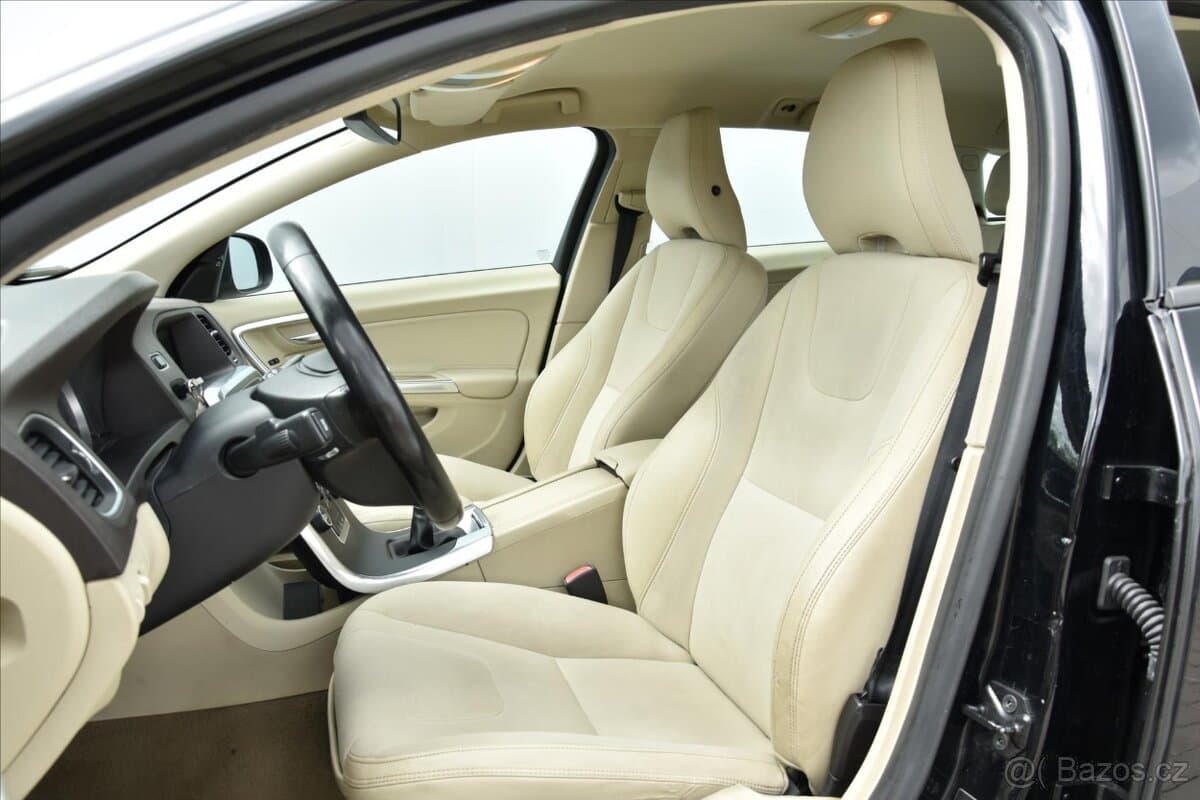 2011 Volvo V60 - 5
