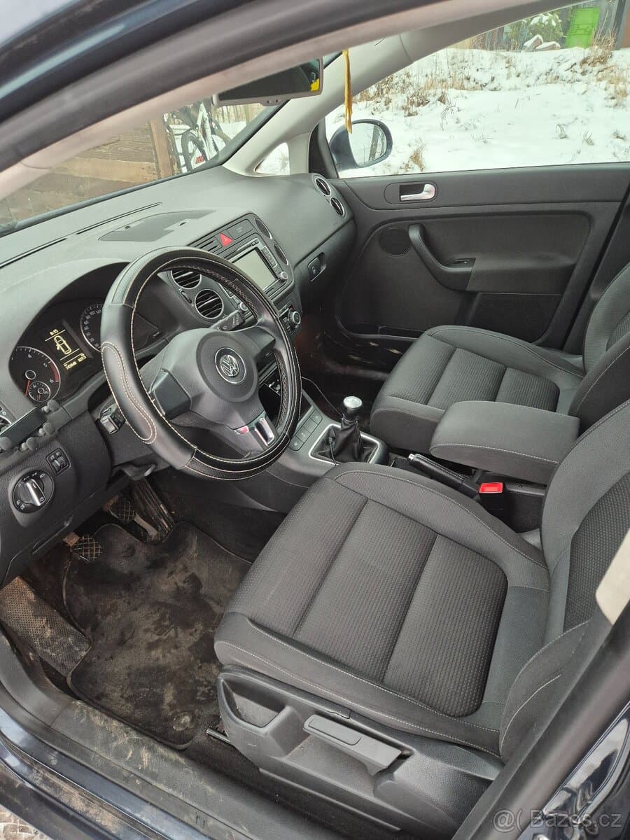 Volkswagen GOLF - 5