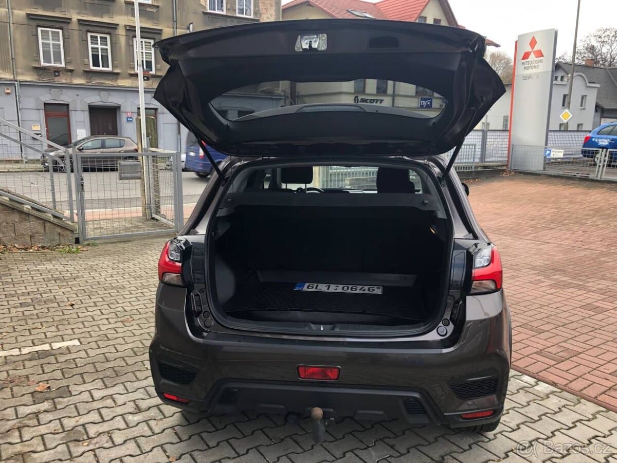 2020 Mitsubishi ASX - 5
