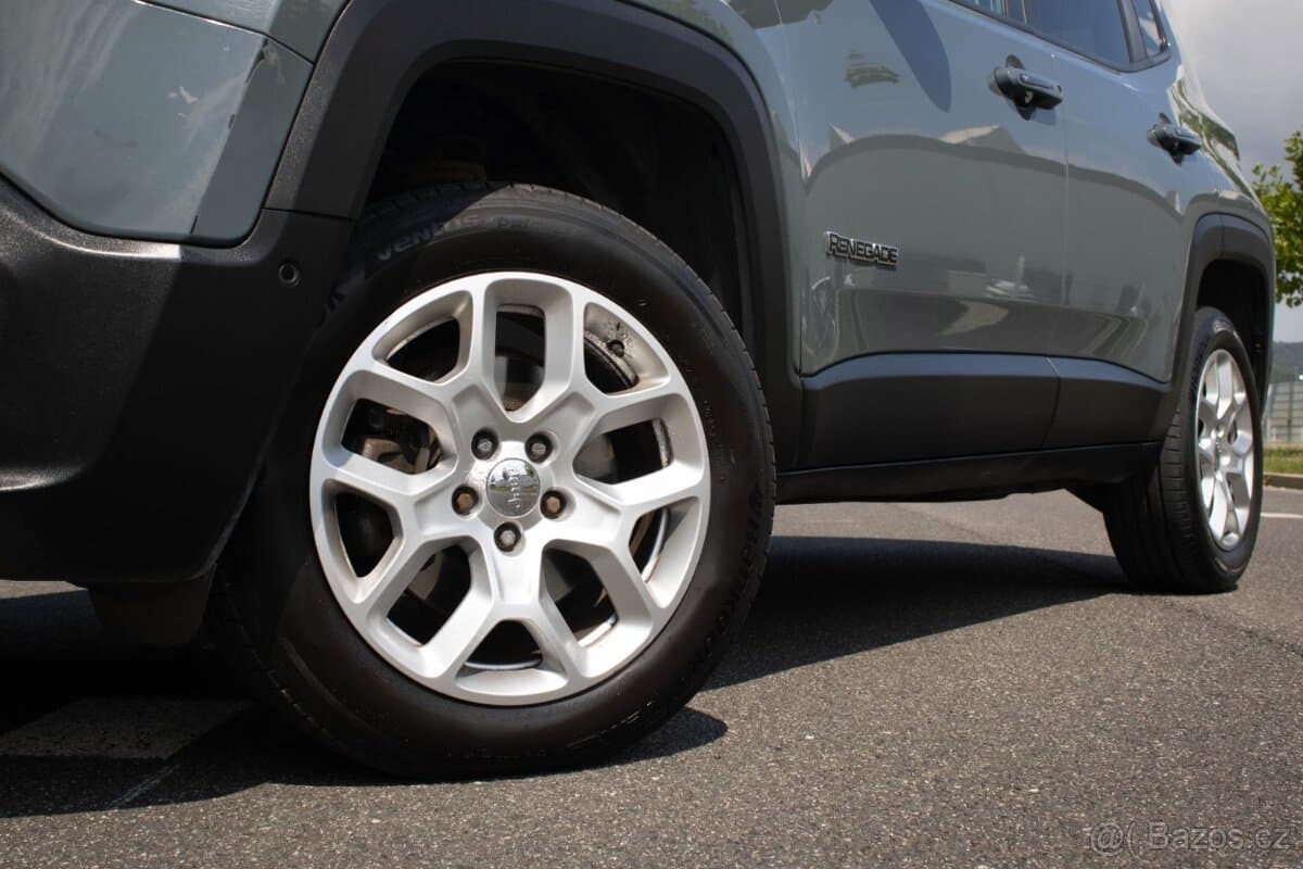 2016 Jeep RENEGADE - 5