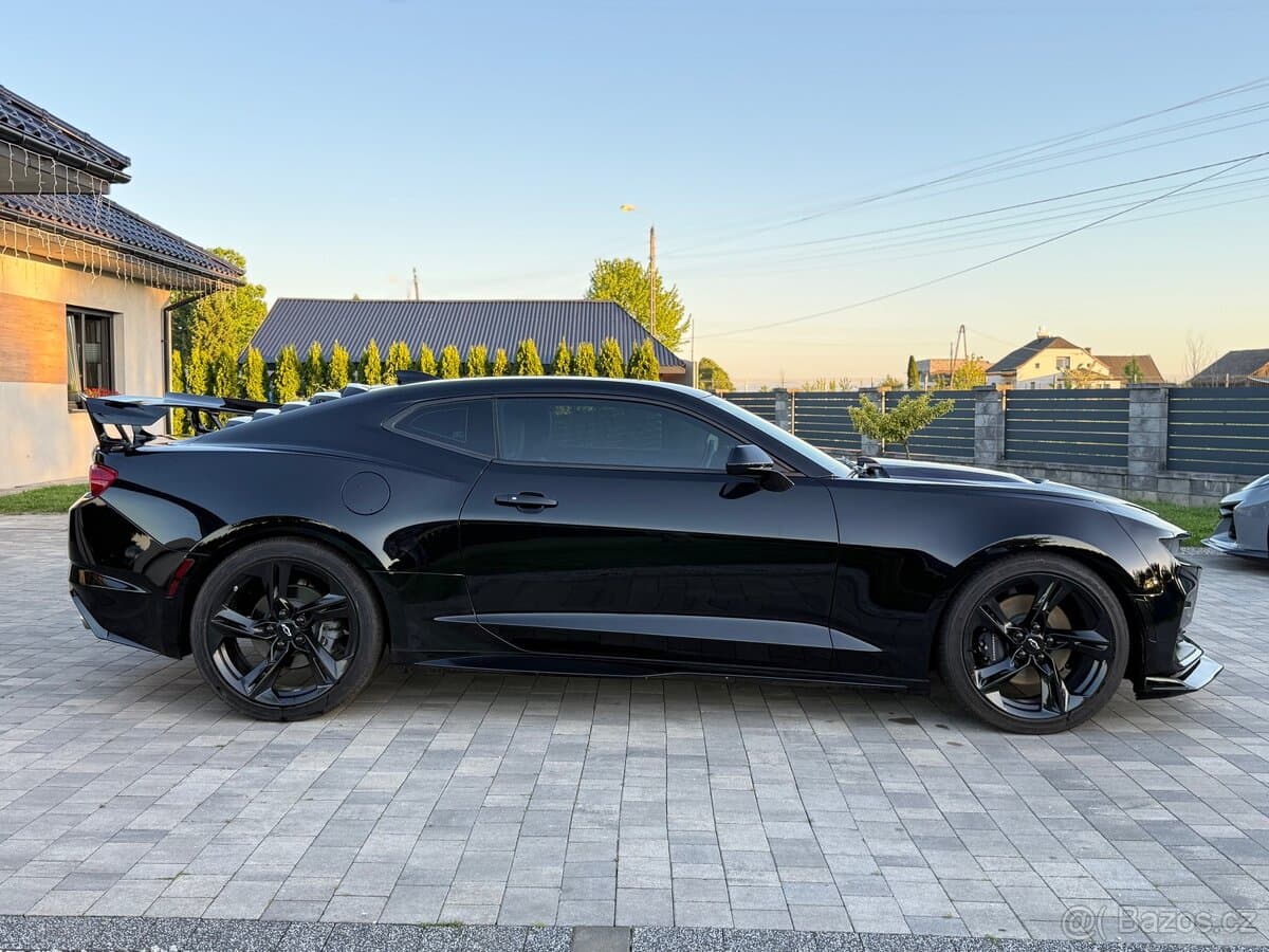 2022 Chevrolet CAMARO - 5
