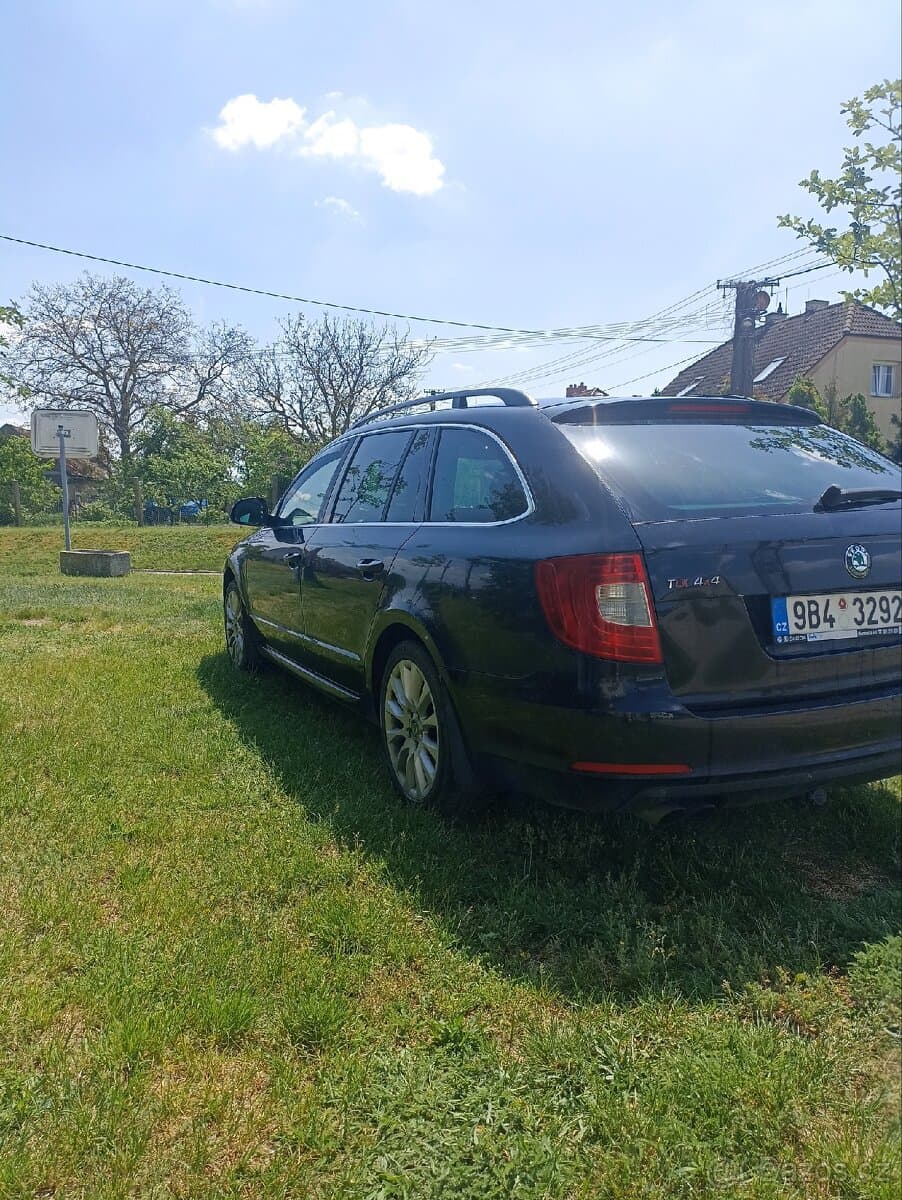 2012 Škoda SUPERB - 5