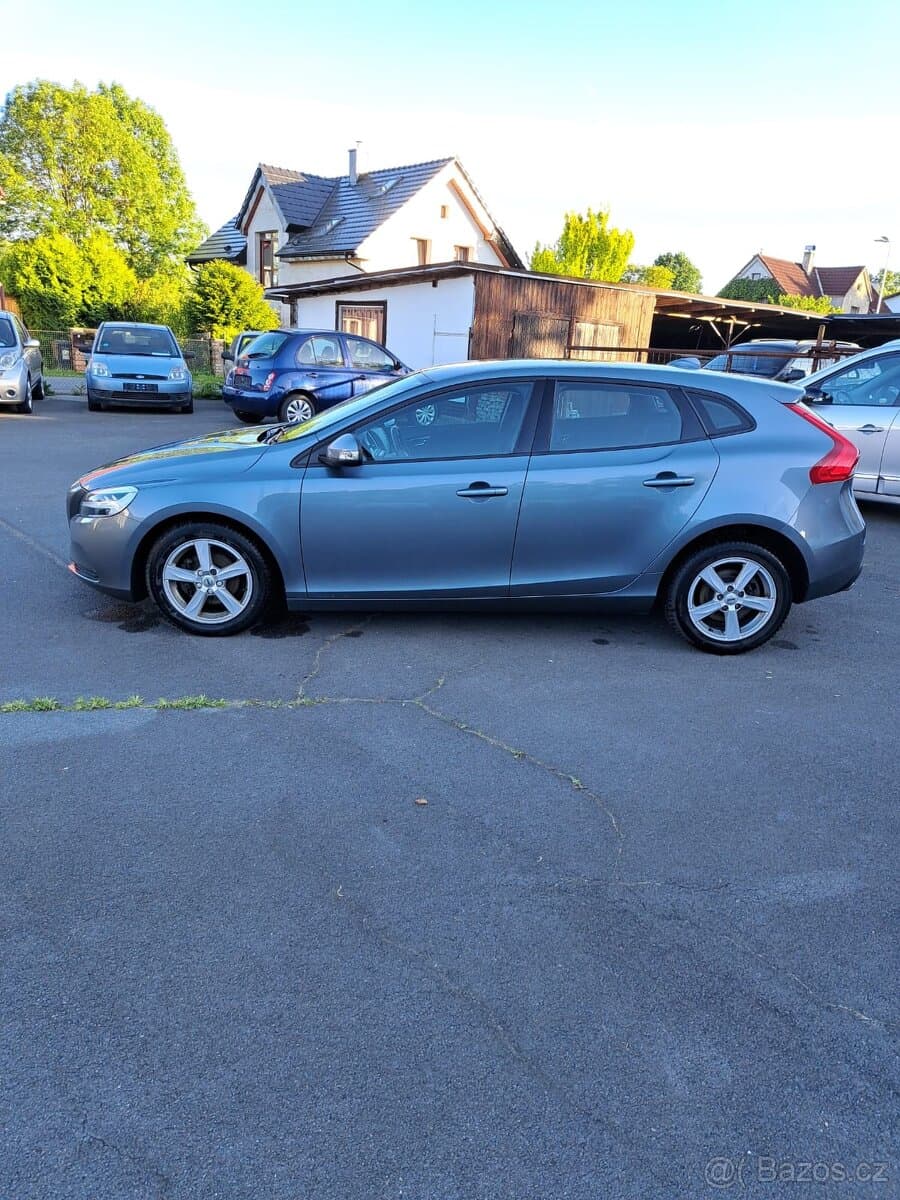 2018 Volvo V40 - 5
