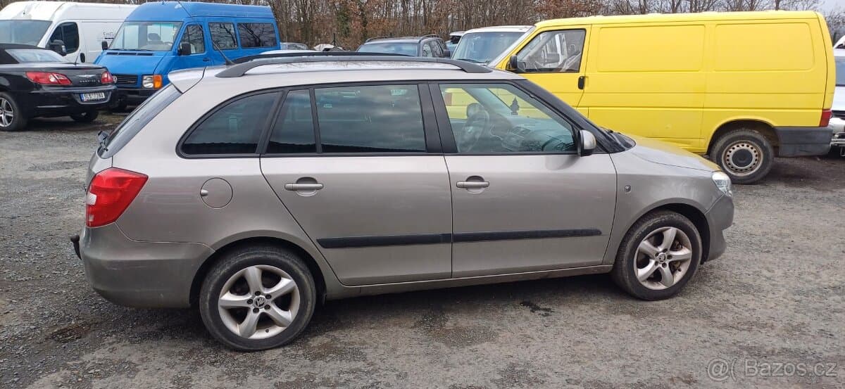 2011 Škoda FABIA - 5