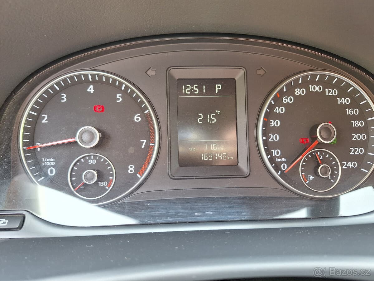 2012 Volkswagen TOURAN - 5