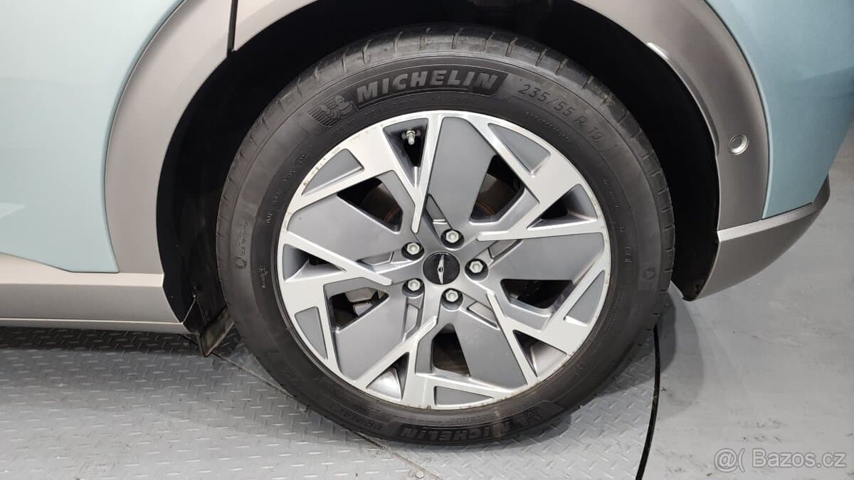 2022 Genesis GV60 - 5
