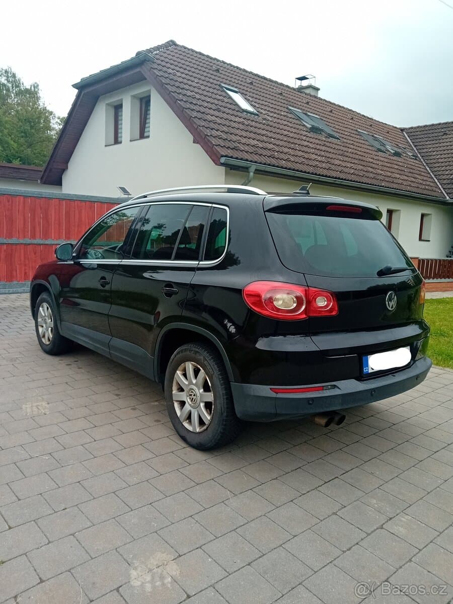 2010 Volkswagen TIGUAN - 5