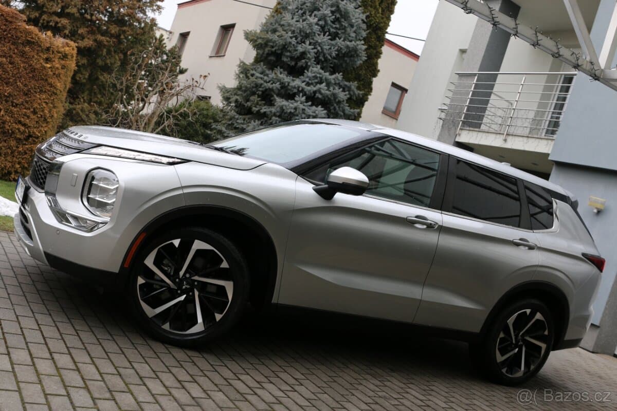 2021 Mitsubishi OUTLANDER - 5