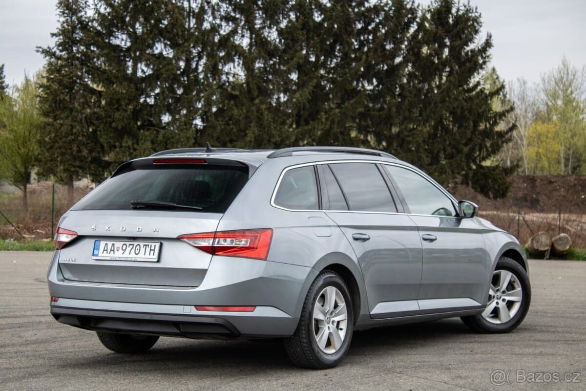 2020 Škoda SUPERB - 5
