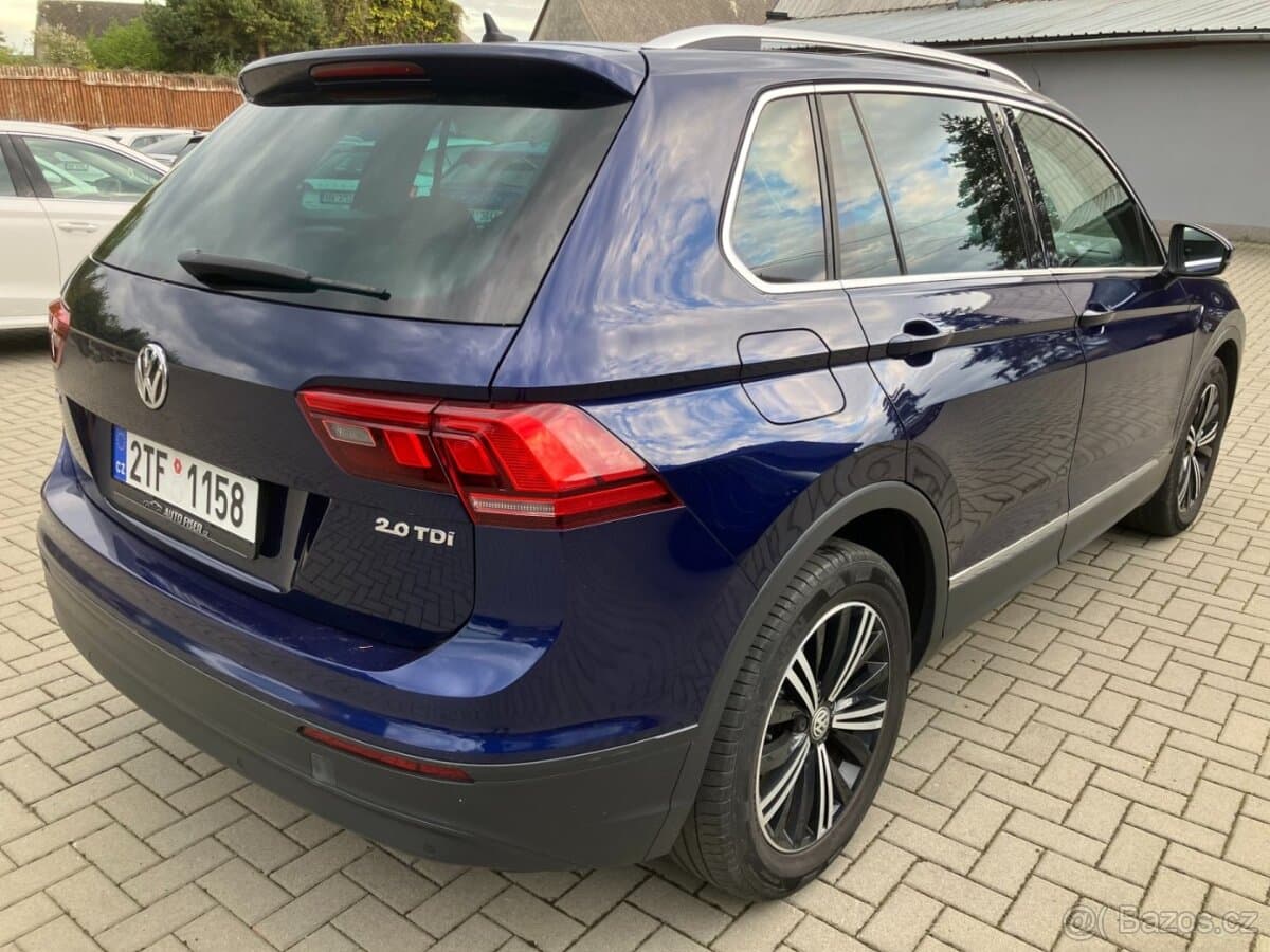 2017 Volkswagen TIGUAN - 5