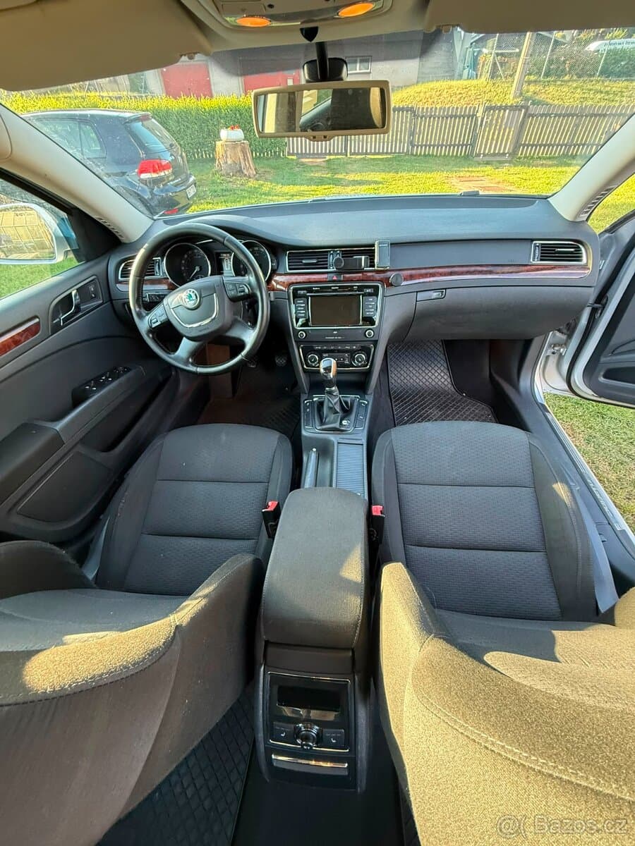 2012 Škoda SUPERB - 5