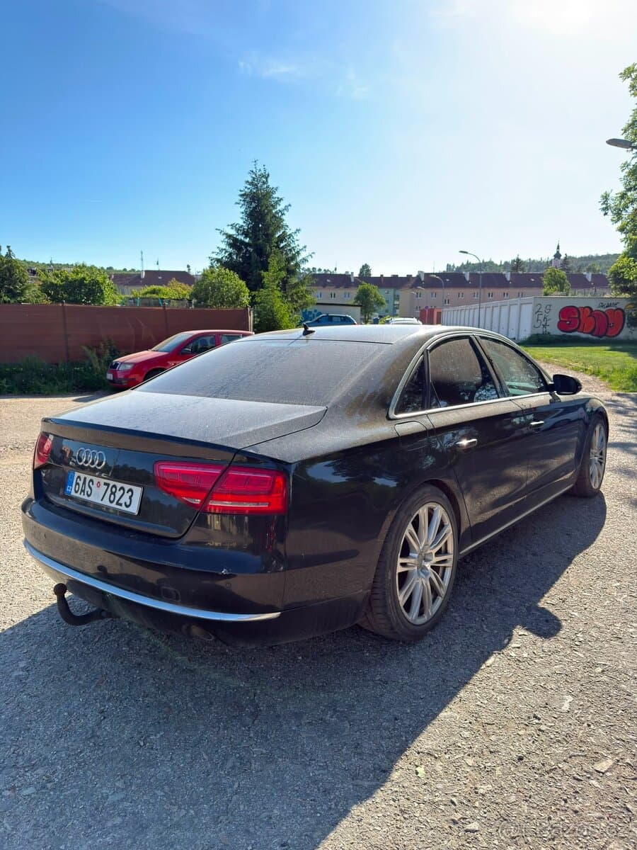 2011 Audi A8 - 5