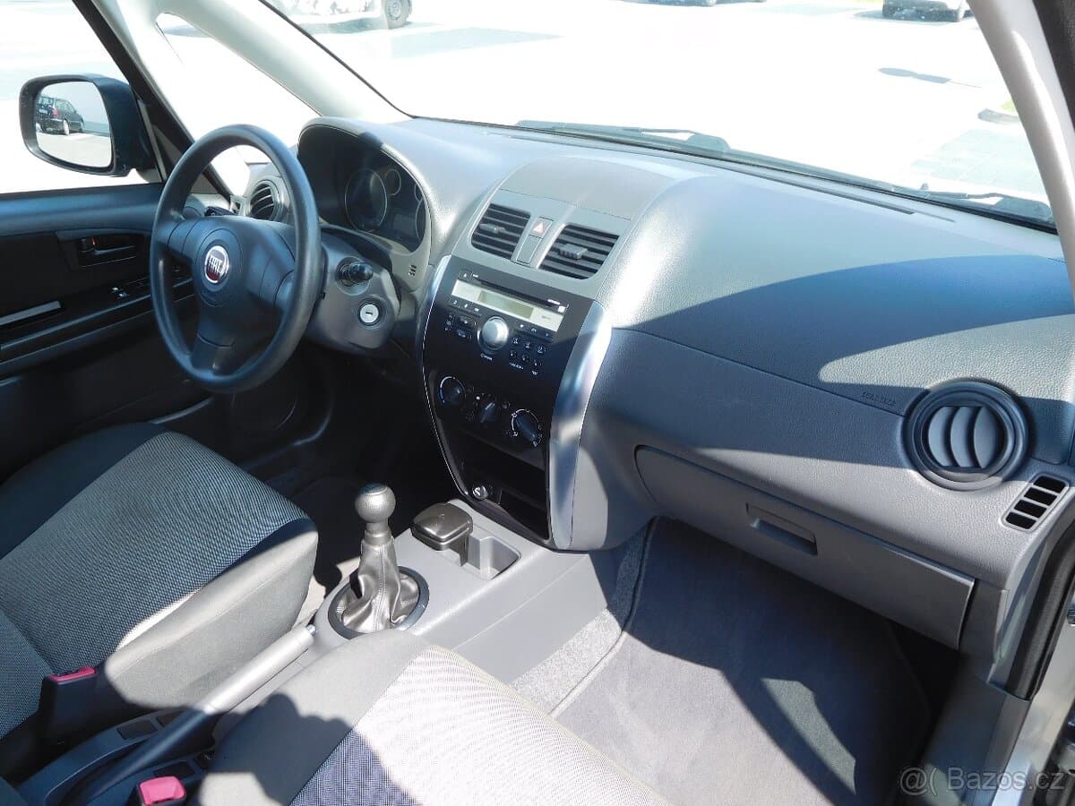 2012 Fiat SEDICI - 5