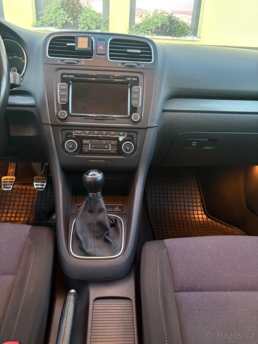 2011 Volkswagen GOLF - 5