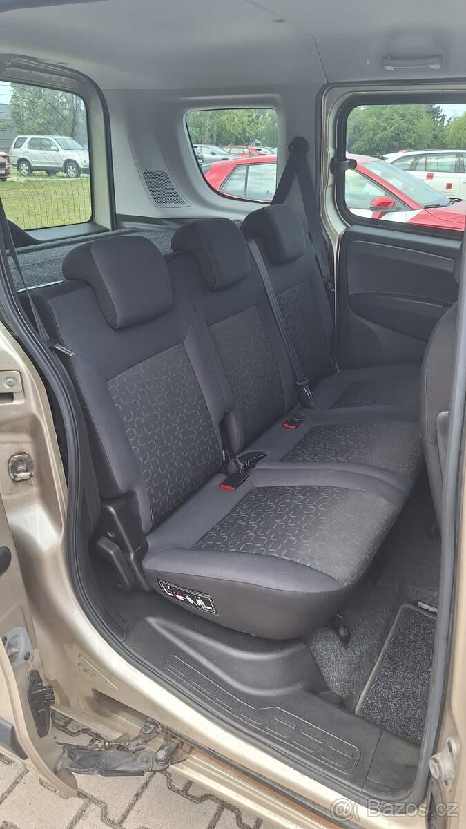 2011 Fiat DOBLO - 5