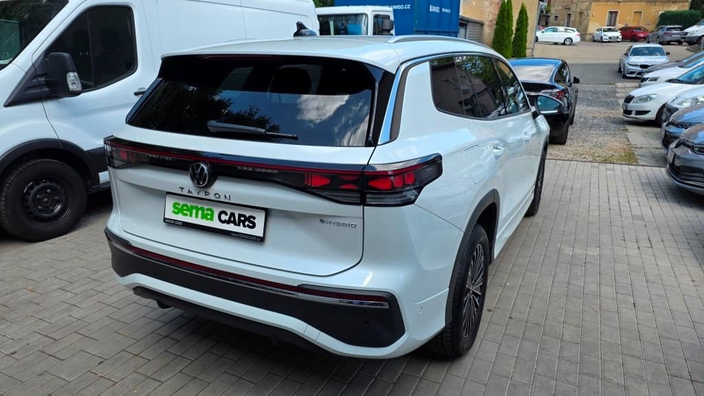 2025 Volkswagen TAYRON - 5