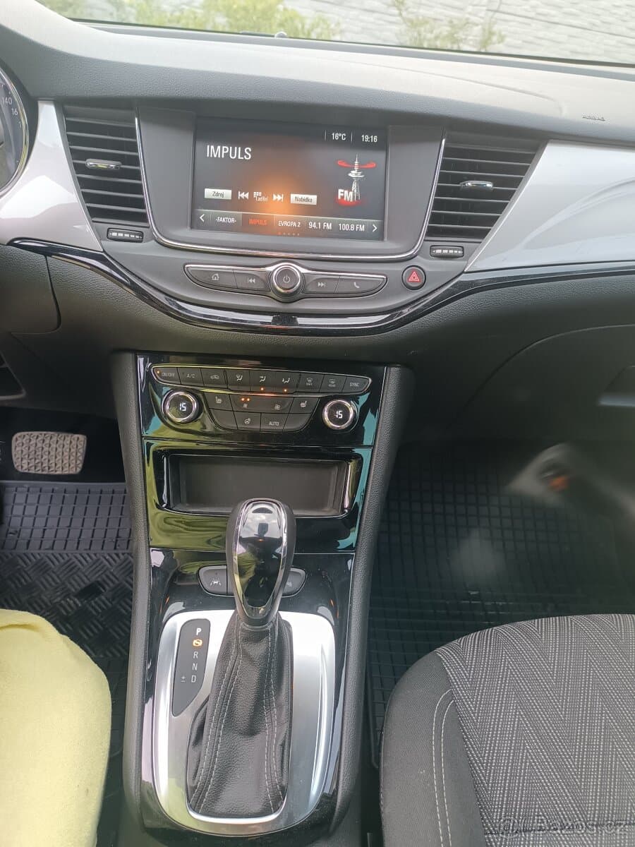 2020 Opel ASTRA - 5