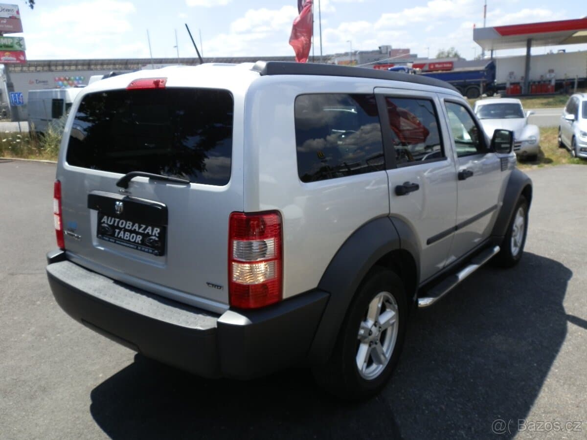 2007 Dodge NITRO - 5