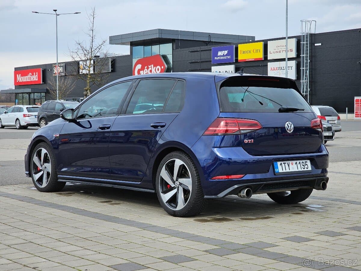 2017 Volkswagen GOLF - 5