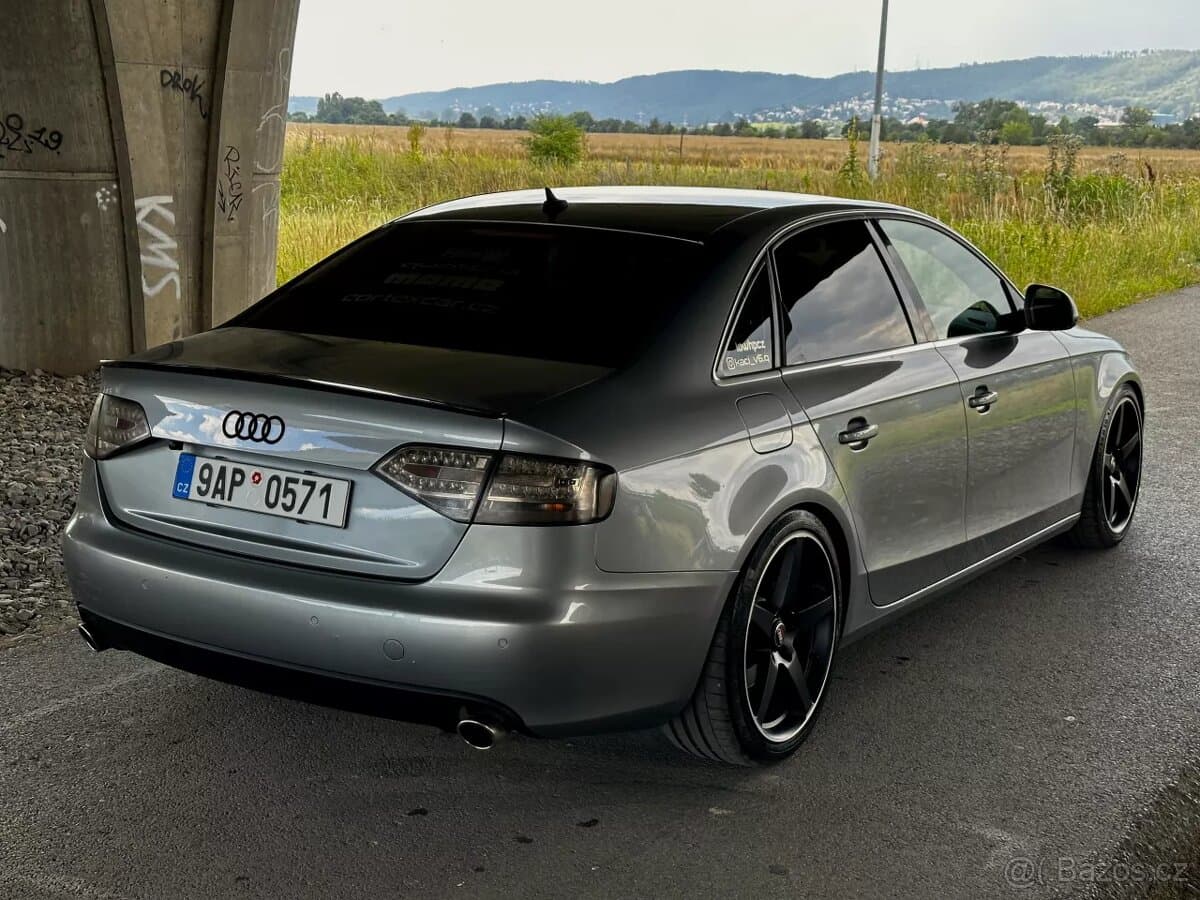 Audi A4 - 5