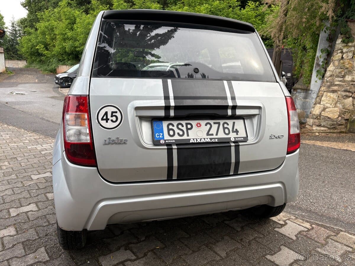 2010 Ligier JS50 - 5