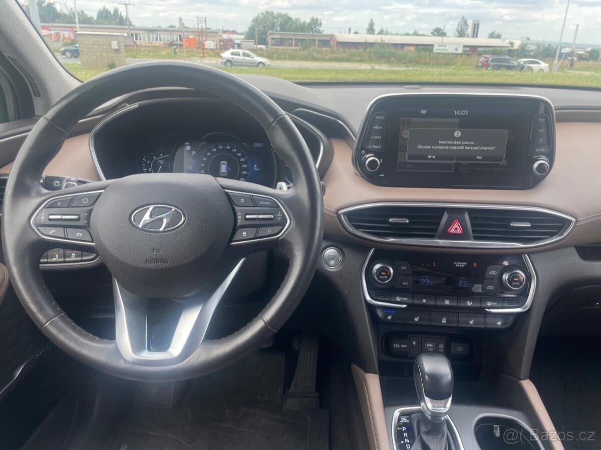 2019 Hyundai SANTA FE - 5