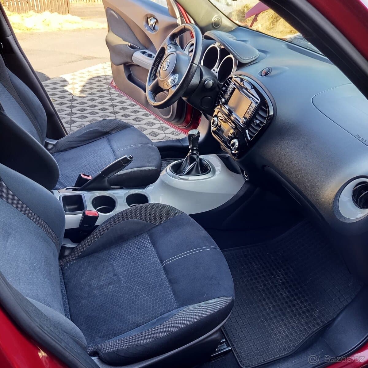 2015 Nissan JUKE - 5