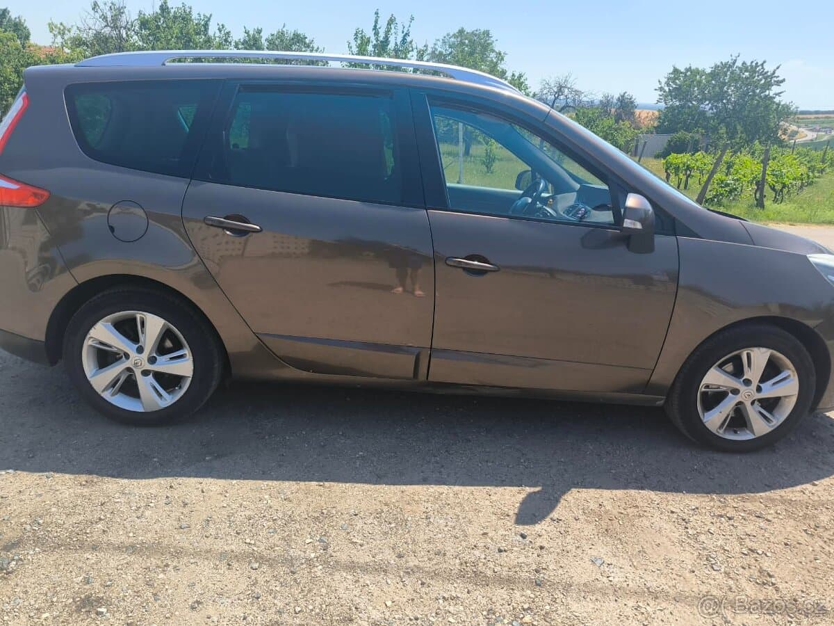 2013 Renault SCENIC - 5