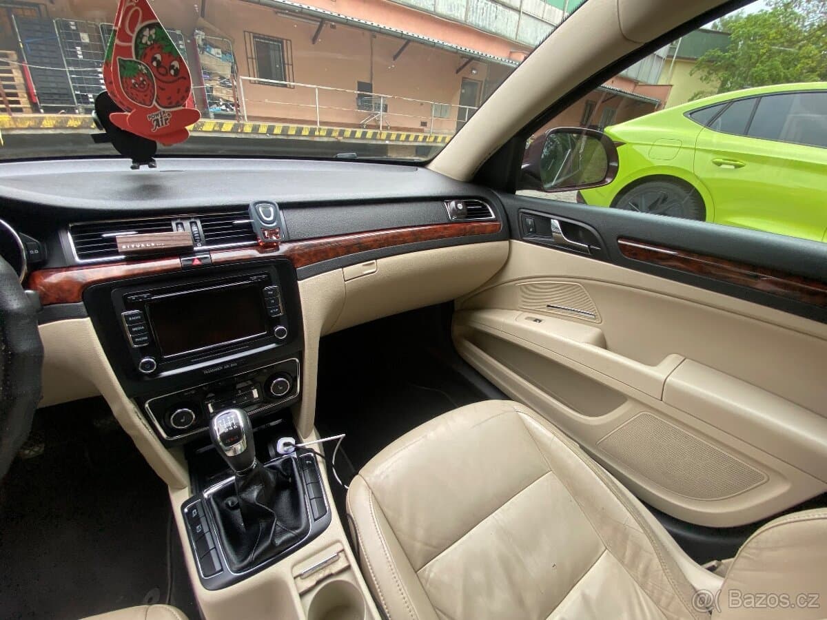 2010 Škoda SUPERB - 5