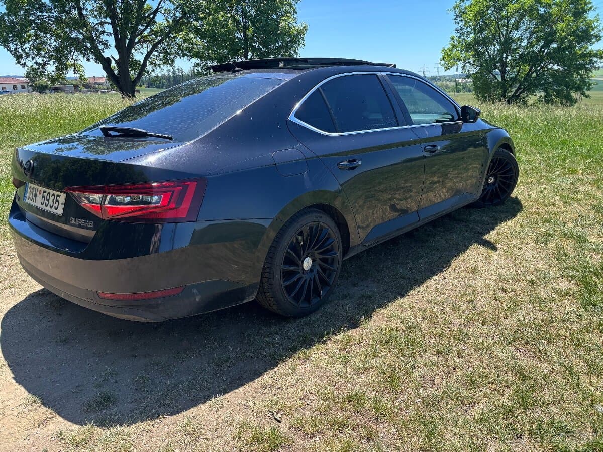 2015 Škoda SUPERB - 5
