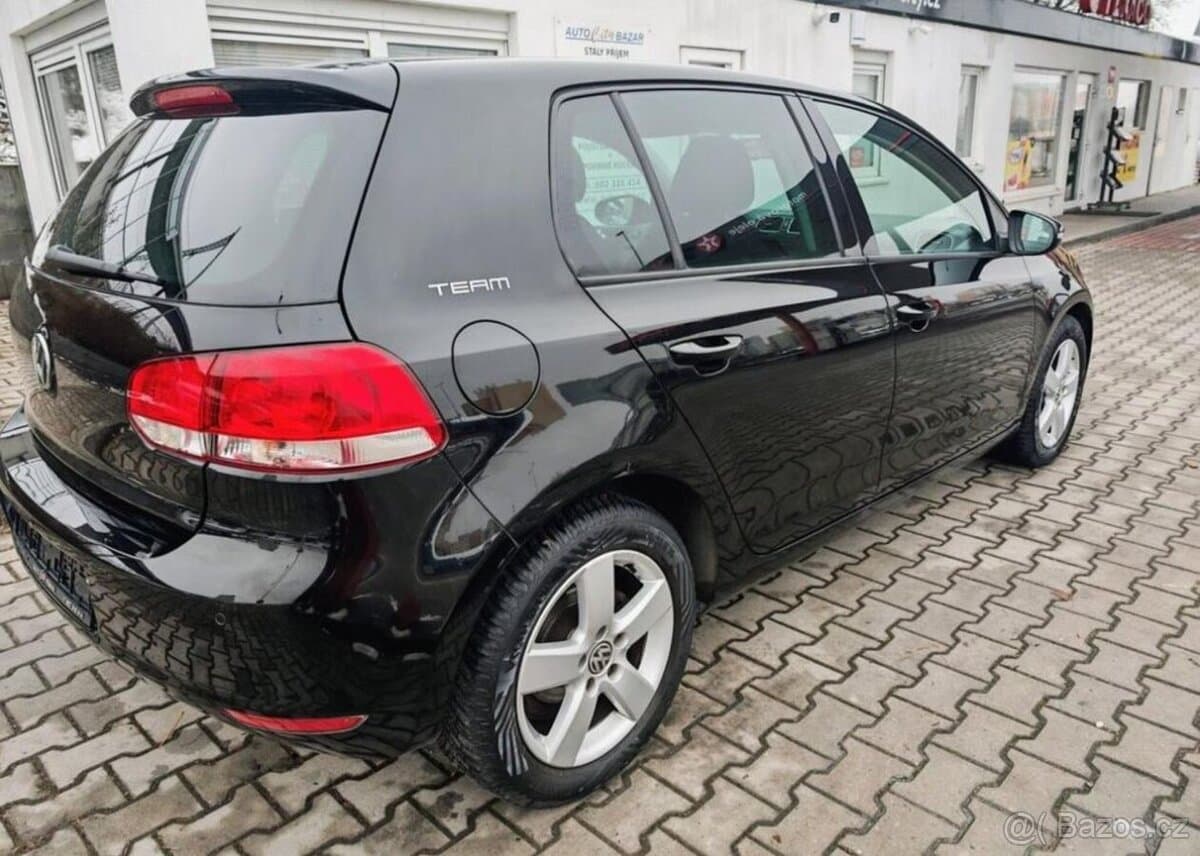 2011 Volkswagen GOLF - 5