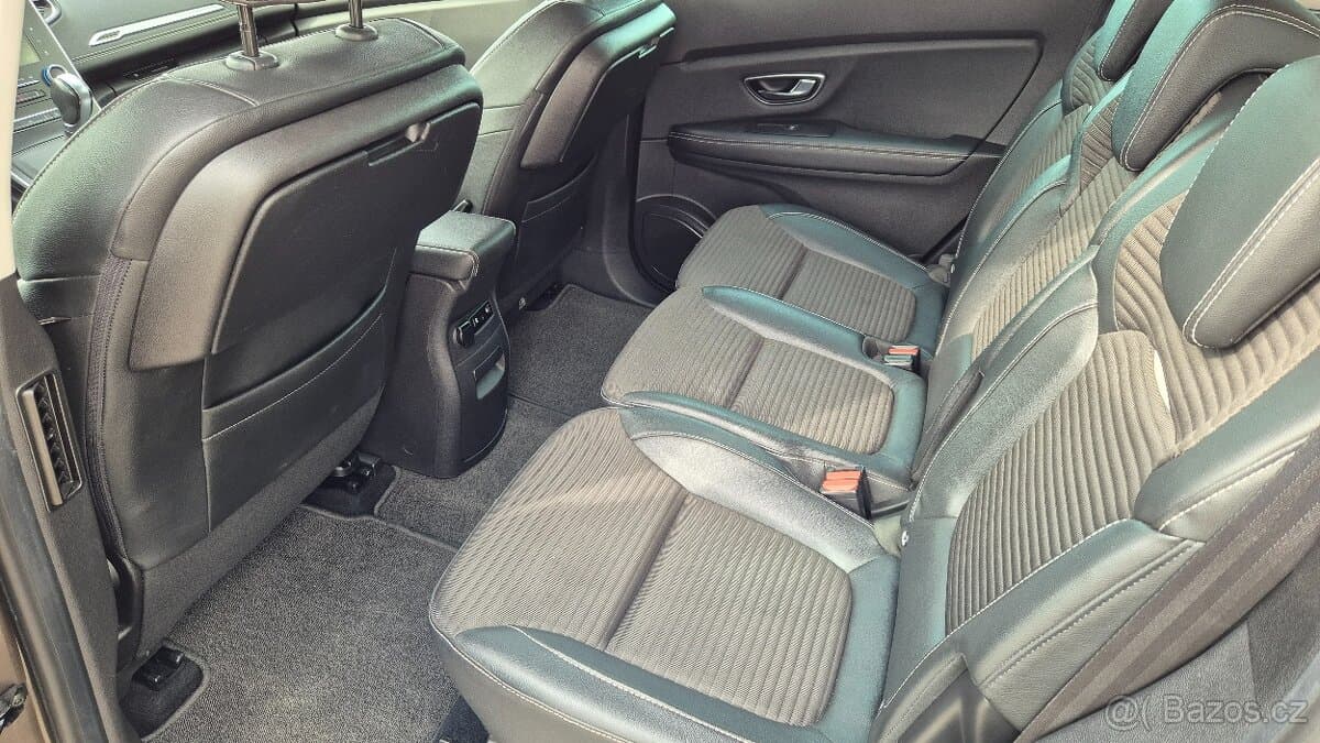 Renault SCENIC - 5