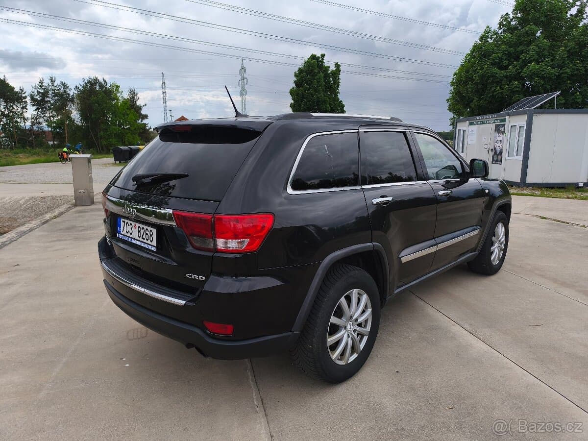 2012 Jeep CHEROKEE - 5