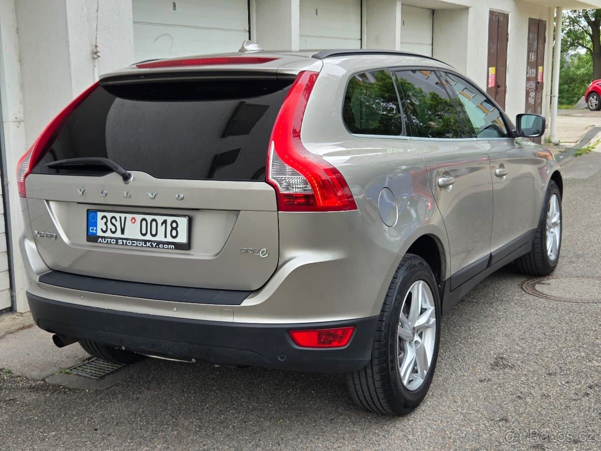 2011 Volvo XC60 - 5