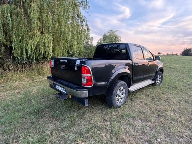2014 Toyota HILUX - 5