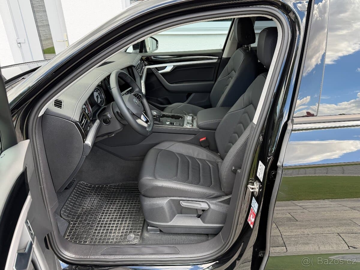 2023 Volkswagen TOUAREG - 5
