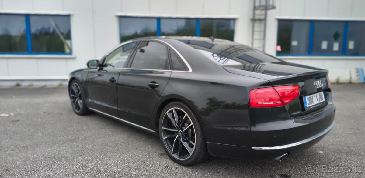 2010 Audi A8 - 5