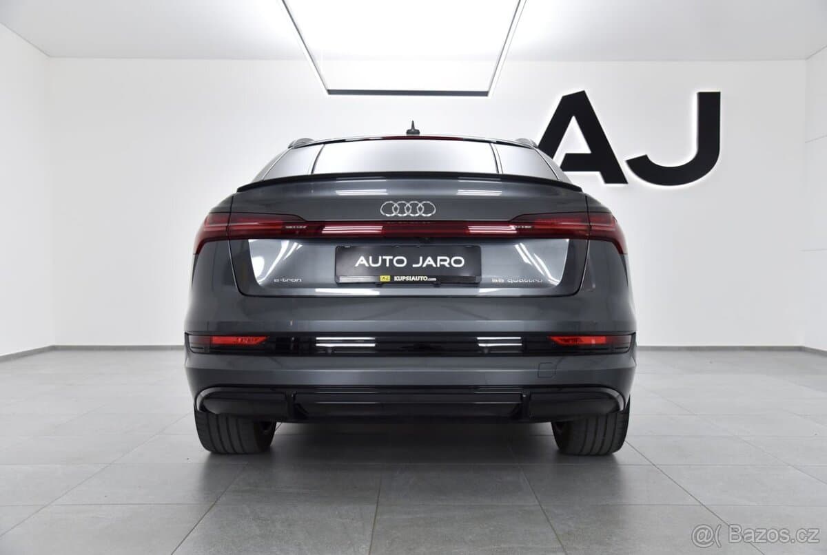2022 Audi E-TRON - 5