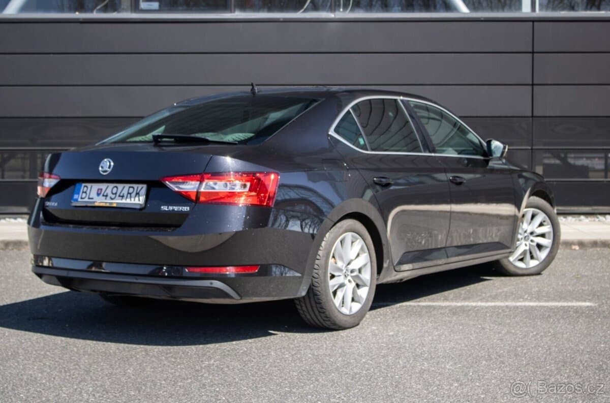 2018 Škoda SUPERB - 5