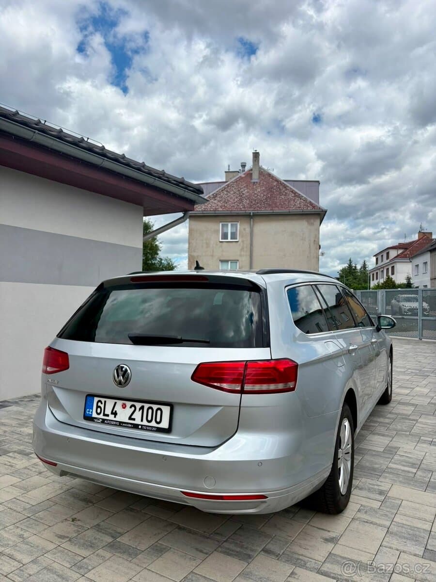 2014 Volkswagen PASSAT - 5