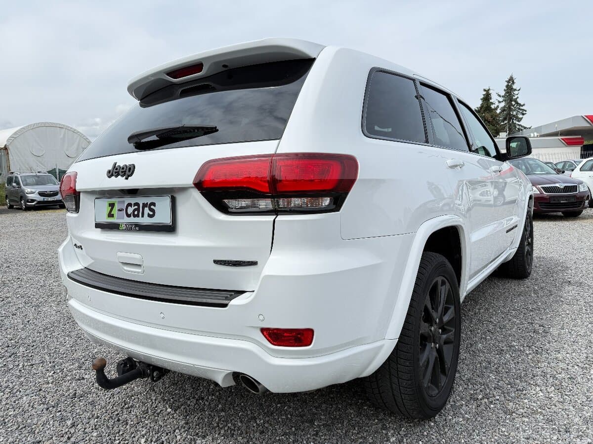 2018 Jeep CHEROKEE - 5