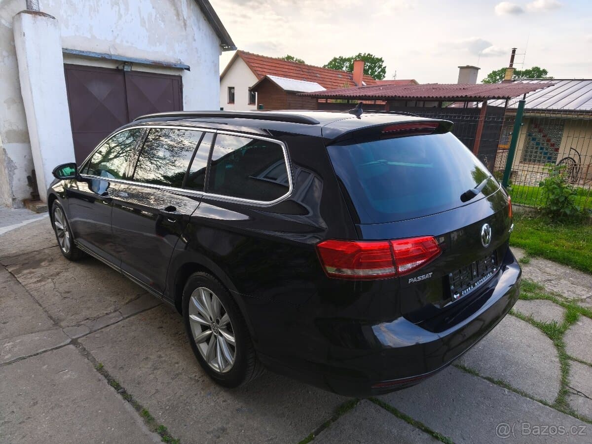 2016 Volkswagen PASSAT - 5
