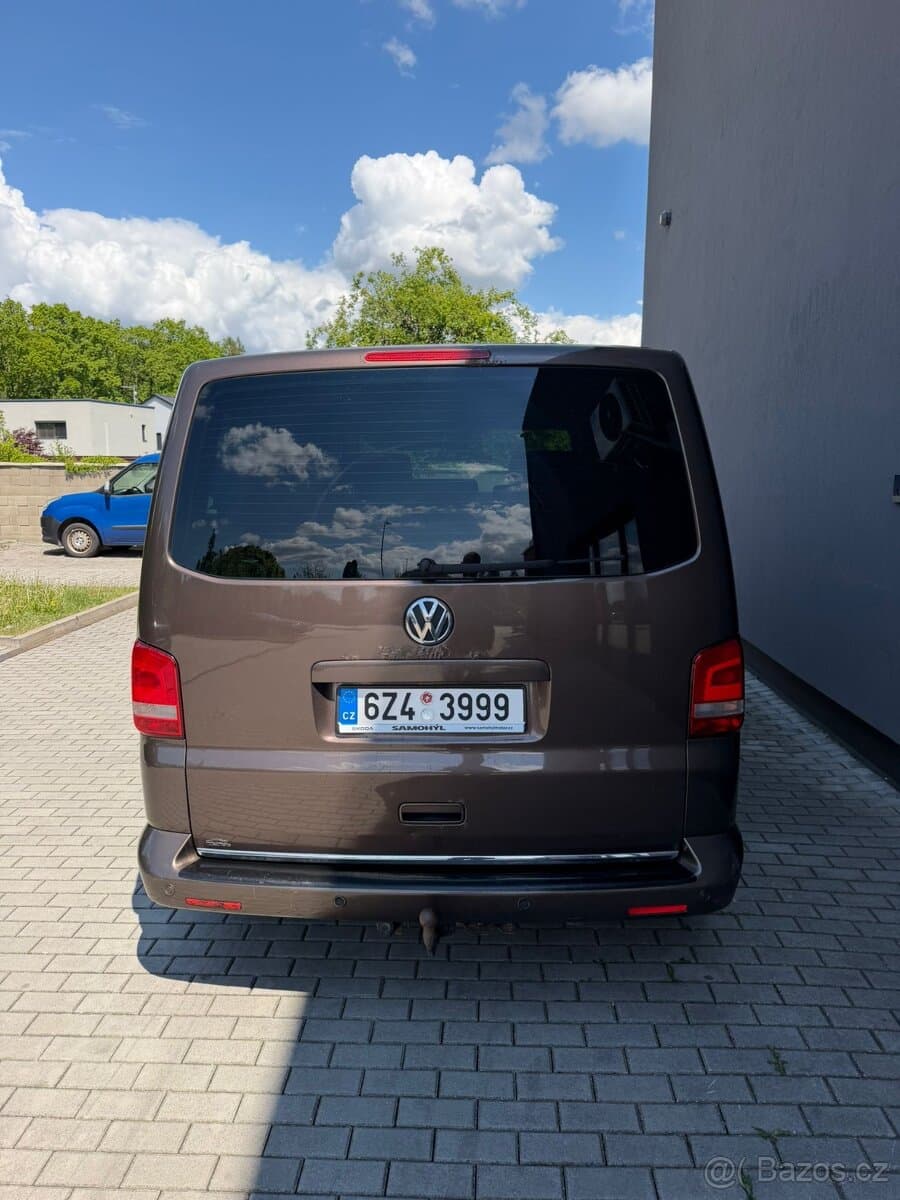 2011 Volkswagen MULTIVAN - 5
