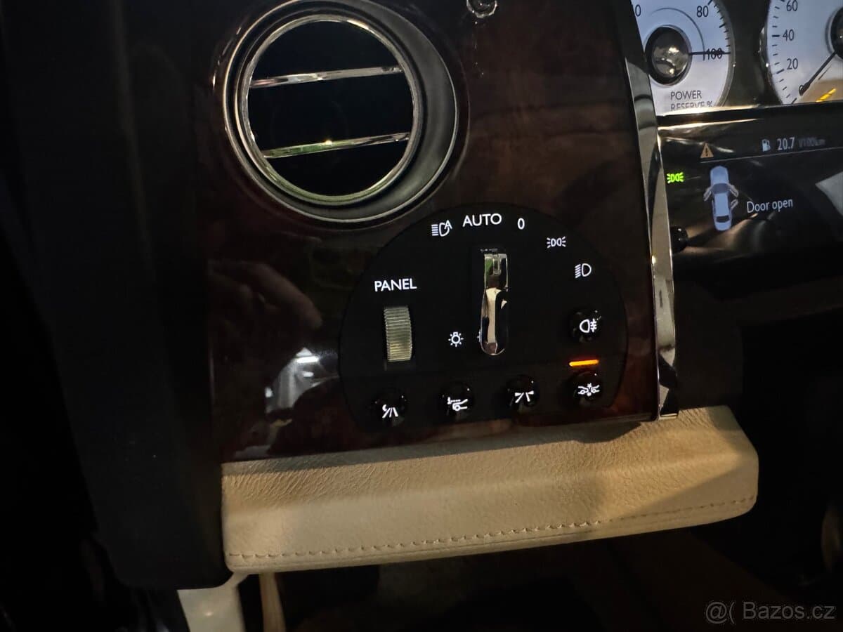 2010 Rolls-Royce GHOST - 5