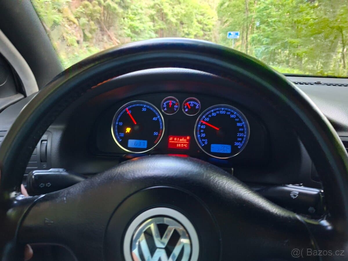 2005 Volkswagen PASSAT - 5