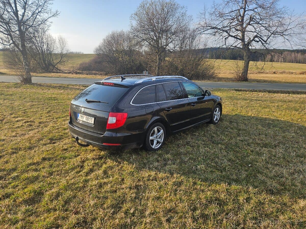 2011 Škoda SUPERB - 5