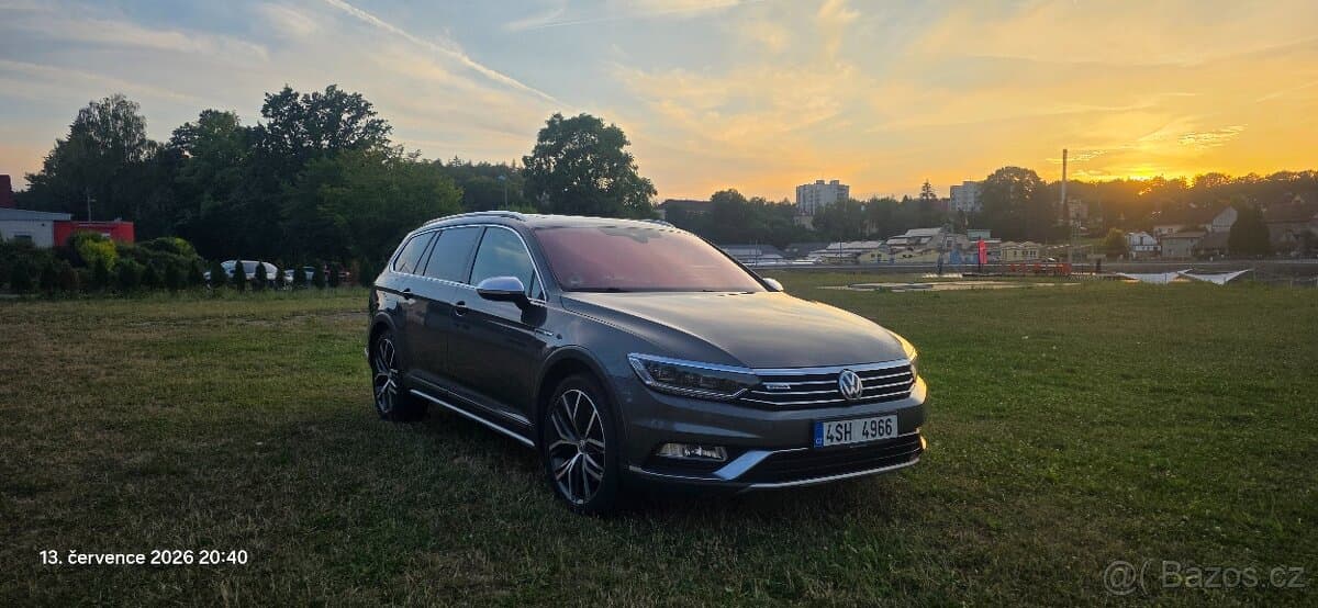 2015 Volkswagen PASSAT - 5