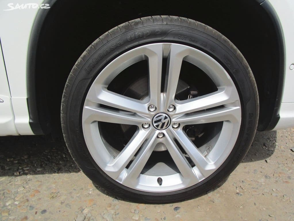 2012 Volkswagen TIGUAN - 5